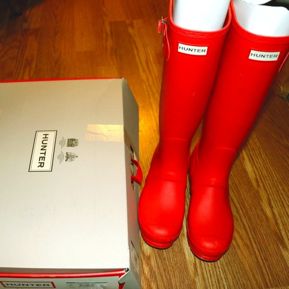 Hunter Boots - Picture 2 of 5